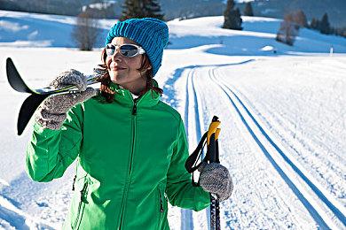 玩家挖掘出《艾尔登法环》游戏角色图鉴：曾有兽人